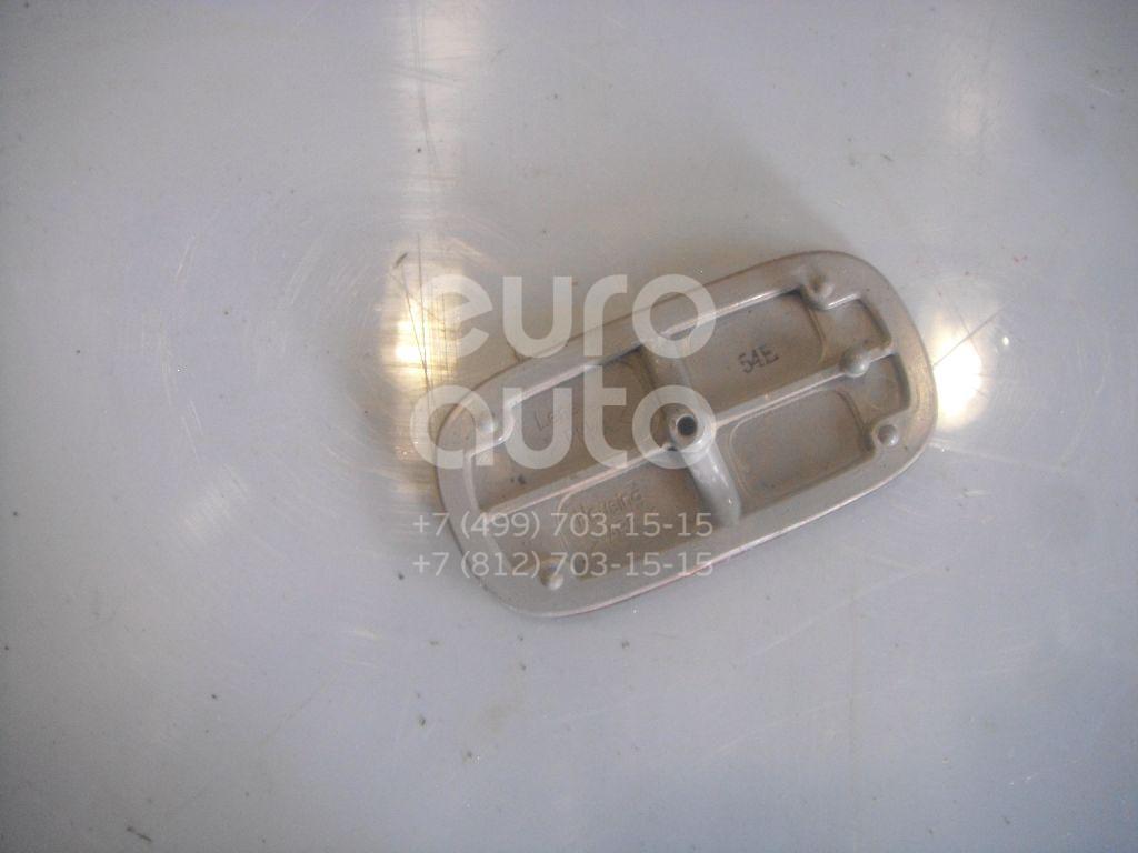 Отражатель задний для Toyota RAV 4 1994-2000;Picnic (XM10) 1996-2001;RAV 4 2000-2005;Matrix 2008-2014 - Фото №1