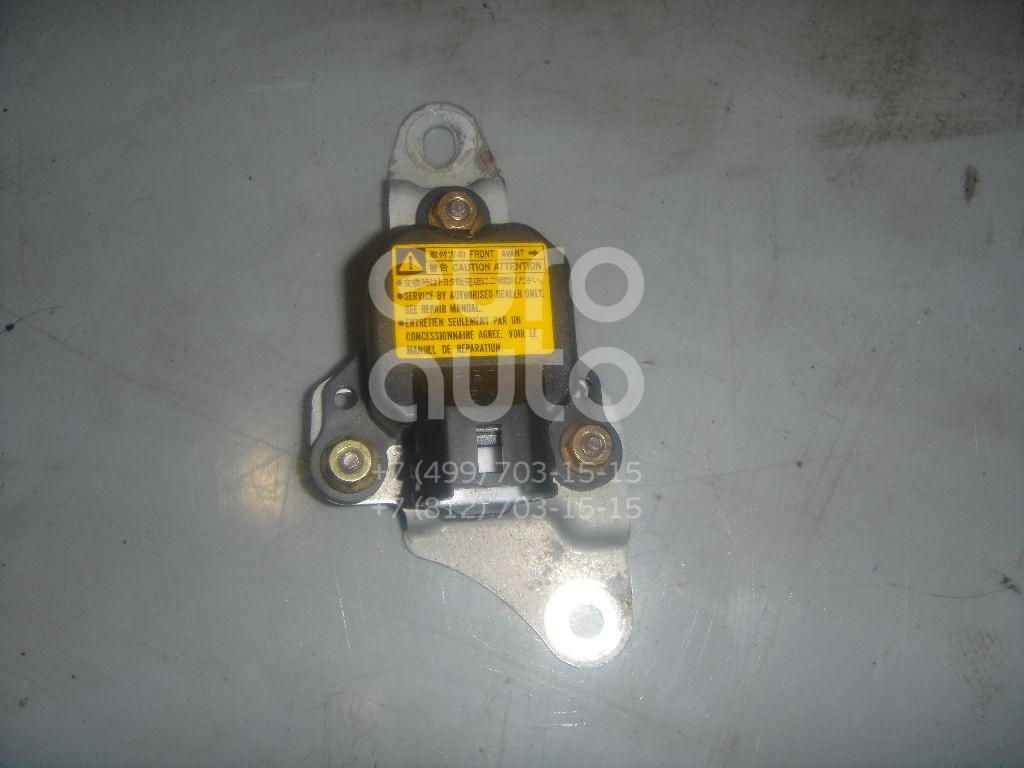 Датчик ускорения для Toyota,Lexus Land Cruiser (100) 1998-2007;RX 300 1998-2003;GS 300/400/430 1998-2004;Highlander I 2001-2006 - Фото №1