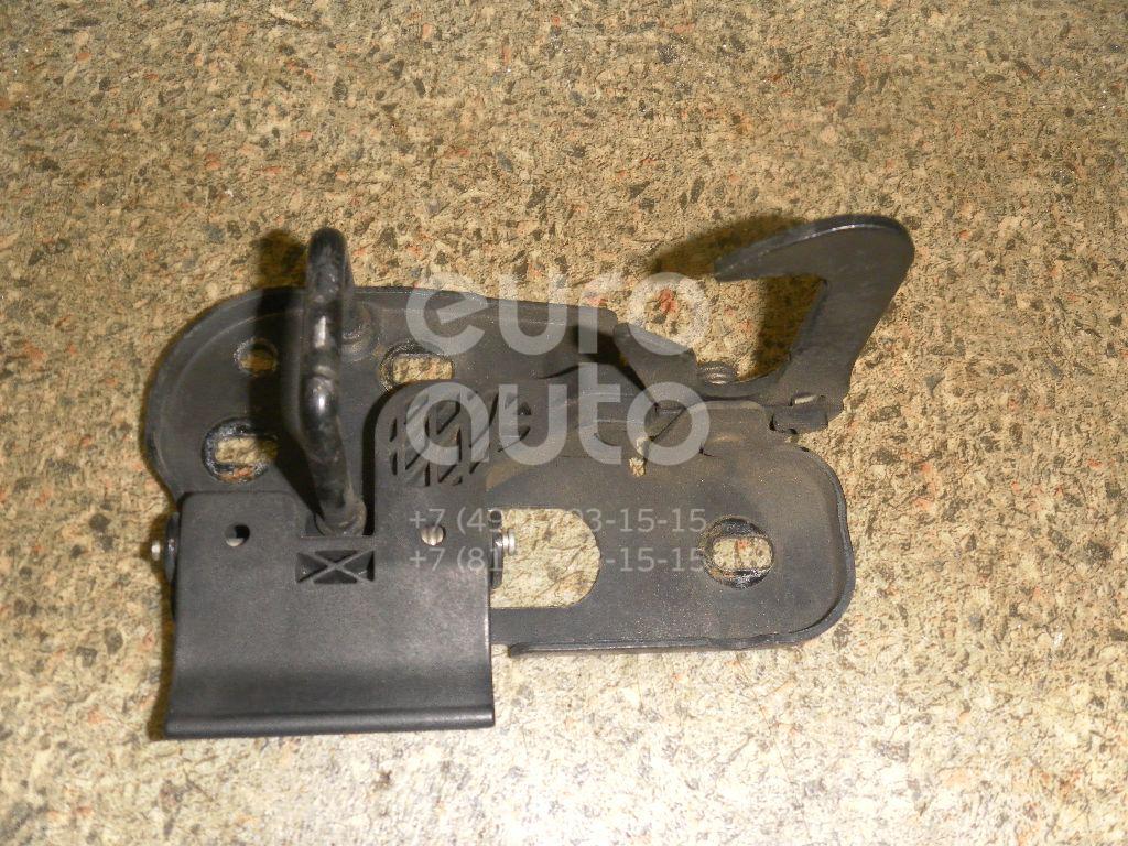 Крючок капота для VW Golf V Plus 2005-2014;Caddy III 2004-2016;Touran 2003-2010 - Фото №1