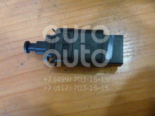 Датчик включения стопсигнала для Chevrolet Rezzo 2005-2010 - Фото №1