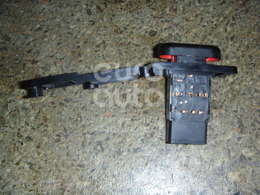 Кнопка аварийной сигнализации для Mitsubishi L200 (K6,K7) 1996-2006;L300 1986-2014;L200 (K0,K3) 1986-1996;Pajero/Montero Sport (K9) 1997-2008 - Фото №1