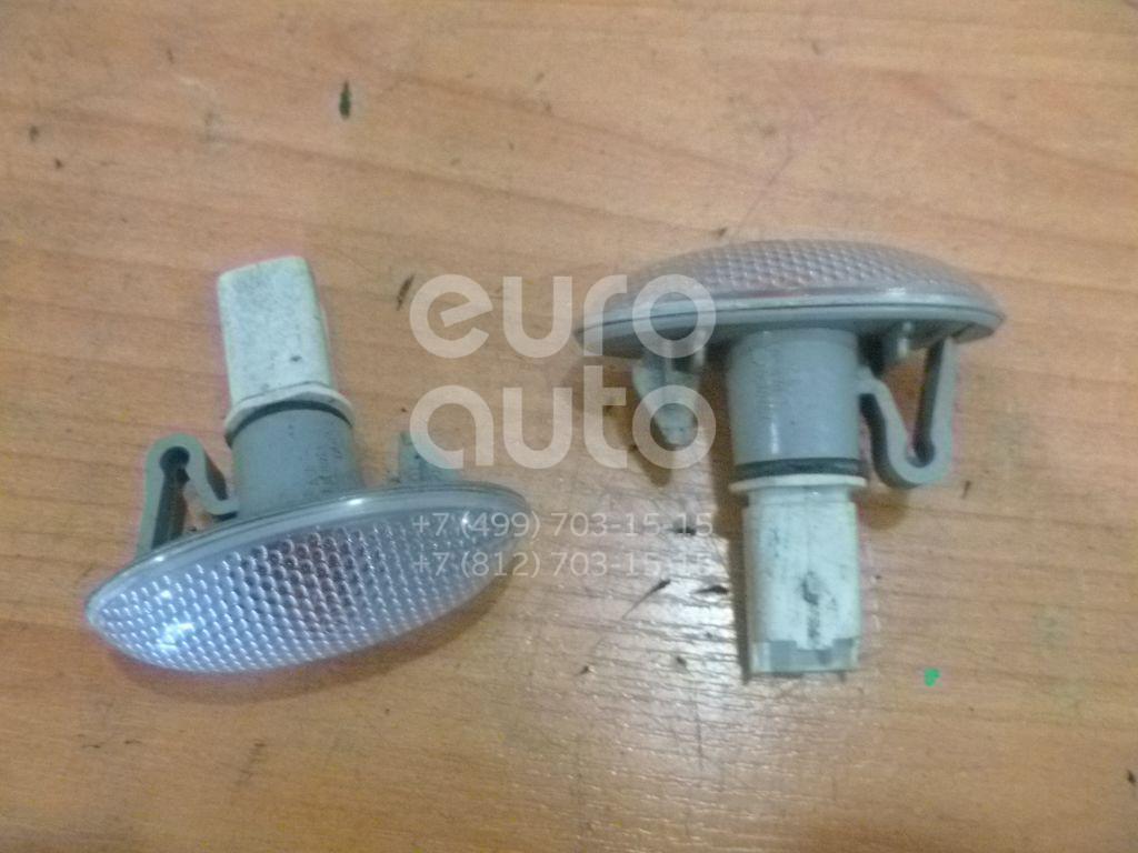 Повторитель на крыло белый для Peugeot 407 2004-2010 - Фото №1