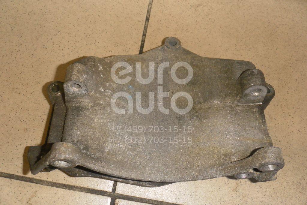 Кронштейн генератора для Mercedes Benz,Ssang Yong W202 1993-2000;W163 M-Klasse (ML) 1998-2004;W124 1984-1993;W124 E-Klasse 1993-1995;W210 E-Klasse 1995-2000;C208 CLK coupe 1997-2002;Korando KJ 1996-2006 - Фото №1