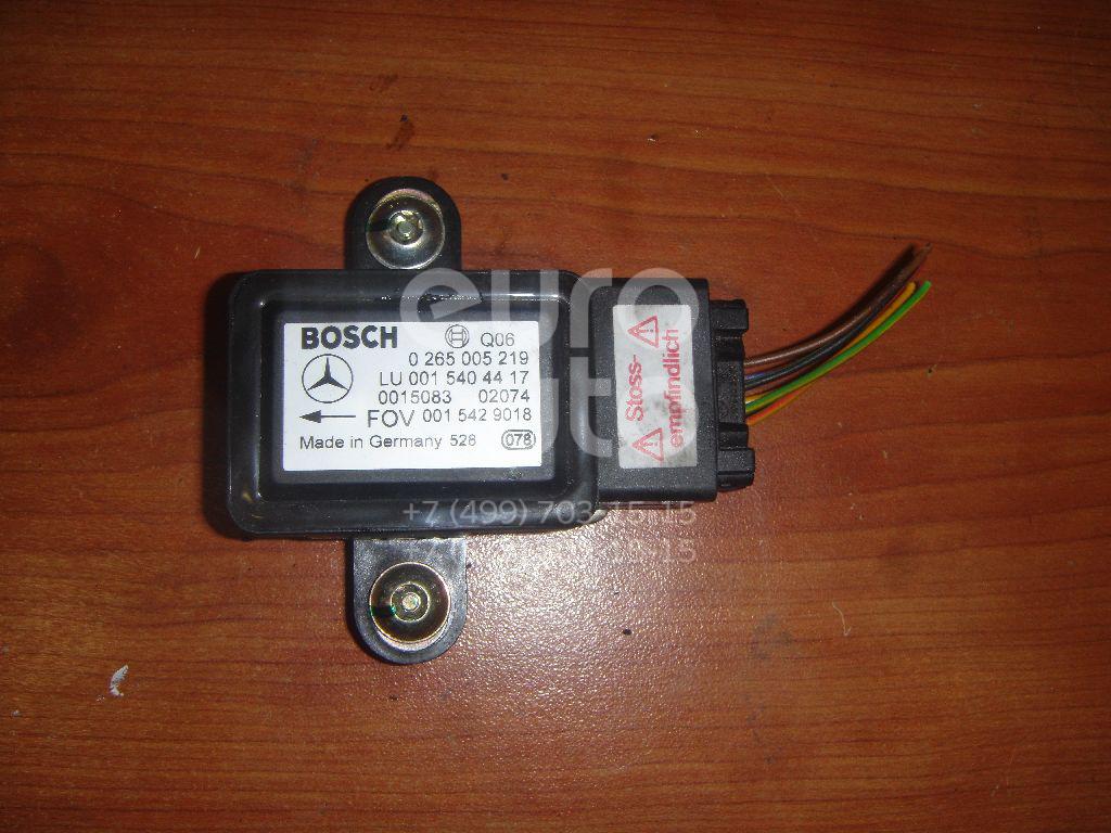 Датчик ускорения для Mercedes Benz VANEO W414 2001-2006;A140/160 W168 1997-2004;W220 1998-2005;G-Class W463 1989>;W215 coupe 1999-2006;W210 E-Klasse 2000-2002;W211 E-Klasse 2002-2009;Vito/Viano-(639) 2003-2014 - Фото №1