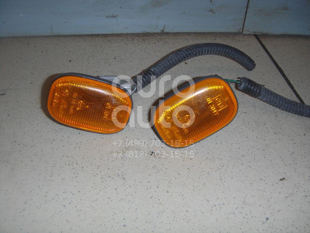Повторитель на крыло желтый для Lexus,Toyota RX 300 1998-2003;Carina E 1992-1997;GS 300 1993-1998;Corolla E11 1997-2001 - Фото №1