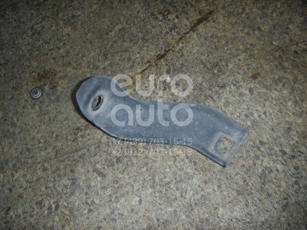 Кронштейн переднего бампера правый для Mercedes Benz W203 2000-2006 - Фото №1