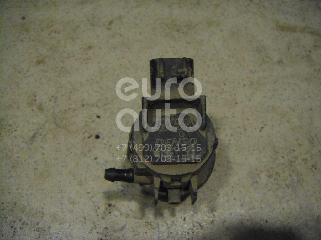 Насос омывателя для Toyota RAV 4 2006-2013;Avensis II 2003-2008;RAV 4 2000-2005;Previa 2000>;Land Cruiser (120)-Prado 2002-2009;Auris (E15) 2006-2012;Corolla E15 2006-2013;Land Cruiser (150)-Prado 2009>;Prius 2003-2009 - Фото №1