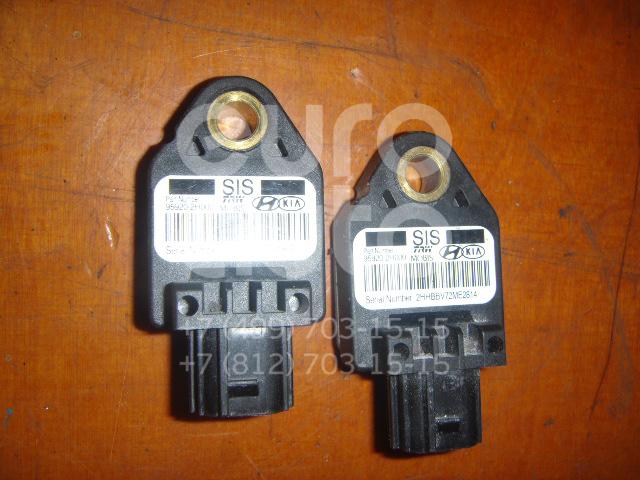 Датчик AIR BAG для Hyundai,Kia i30 2007-2012;Sonata V (NF) 2005-2010;Picanto 2005-2011;Cerato 2004-2008;RIO 2005-2011;Elantra 2006-2011;Ceed 2007-2012;Carnival 2005-2014 - Фото №1