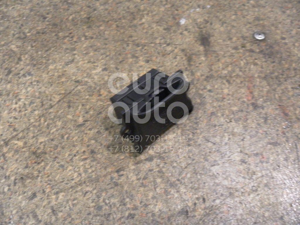 Кронштейн (сопут. товар) для Mercedes Benz Sprinter (906) 2006>;Vito (638) 1996-2003;W220 1998-2005;G-Class W463 1989>;W203 2000-2006;C209 CLK coupe 2002-2010;W219 CLS 2004-2010;W221 2005-2013;W164 M-Klasse (ML) 2005-2011;W211 E-Klasse 2002-2009 - Фото №1