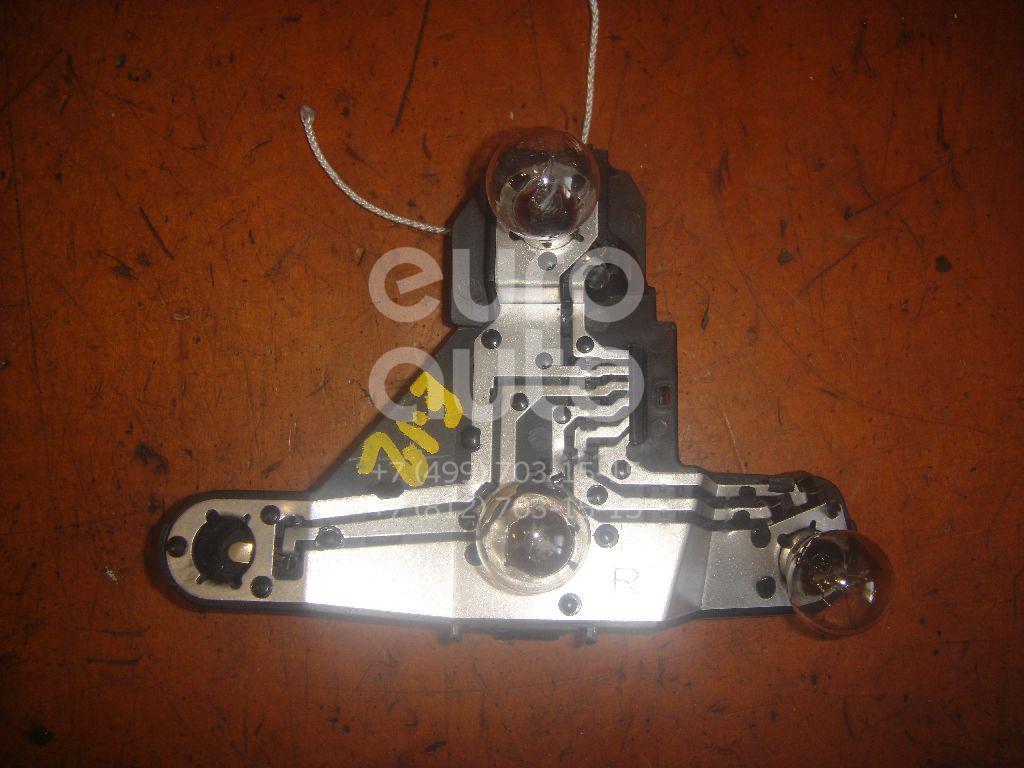 Плата заднего фонаря правого для Toyota Corolla E12 2001-2007 - Фото №1