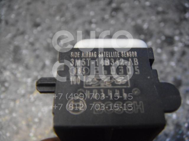 Датчик AIR BAG для Mazda,Ford,Land Rover Mazda 3 (BK) 2002-2009;Focus II 2005-2008;C-MAX 2003-2010;Galaxy 2006-2015;S-MAX 2006-2015;Mondeo IV 2007-2015;Focus II 2008-2011;Range Rover III (LM) 2002-2012;Freelander 2 2007-2014 - Фото №1