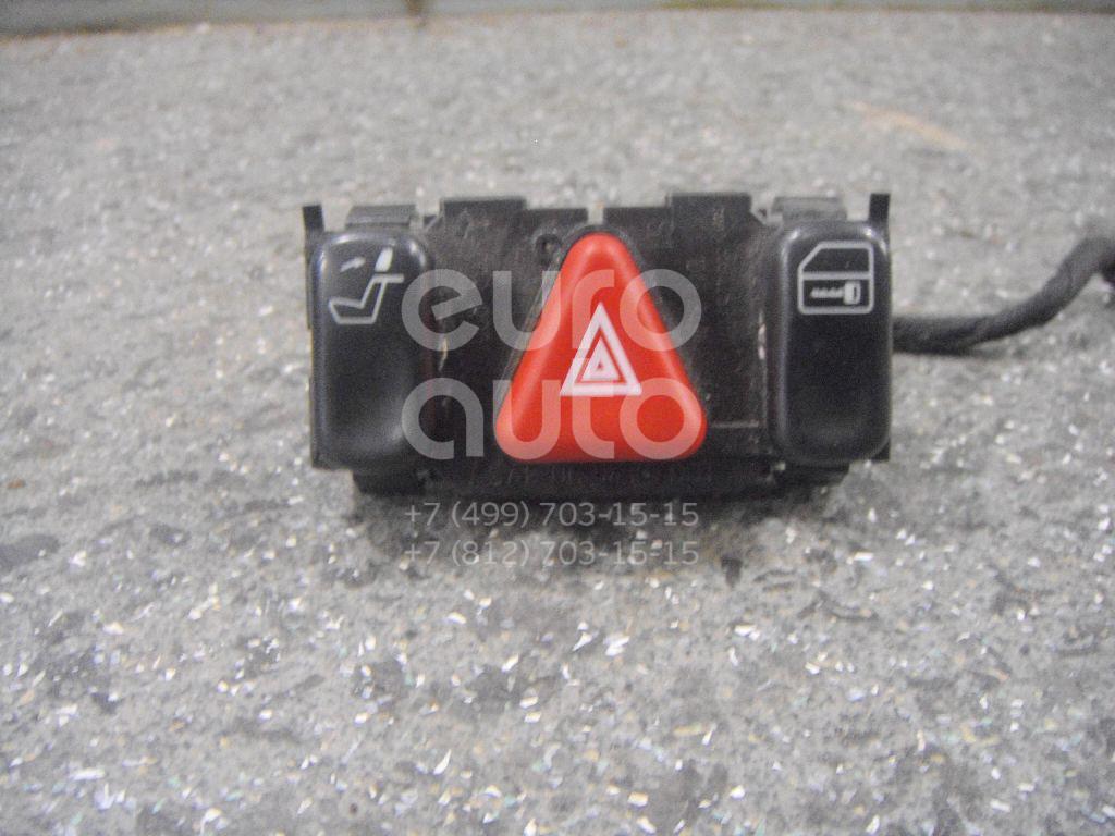 Кнопка аварийной сигнализации для Mercedes Benz W210 E-Klasse 2000-2002;W202 1993-2000;W210 E-Klasse 1995-2000;C208 CLK coupe 1997-2002 - Фото №1