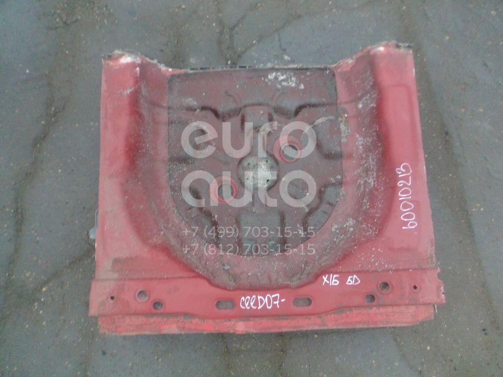Ниша запасного колеса для Kia Ceed 2007-2012 - Фото №1