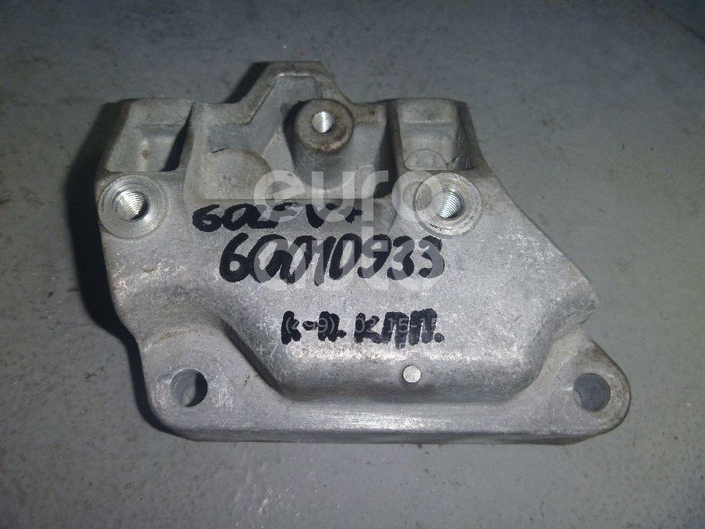 Кронштейн КПП для VW,Skoda Golf V Plus 2005-2014;Golf V 2003-2009;Jetta 2006-2011;Octavia (A5 1Z-) 2004-2013;Golf VI 2009-2012 - Фото №1