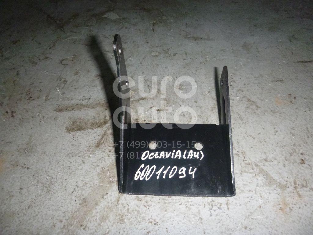 Кронштейн (сопут. товар) для Skoda,Audi,Seat,VW Octavia (A4 1U-) 2000-2011;A3 (8L1) 1996-2003;Leon (1M1) 1999-2006;Golf IV/Bora 1997-2005 - Фото №1