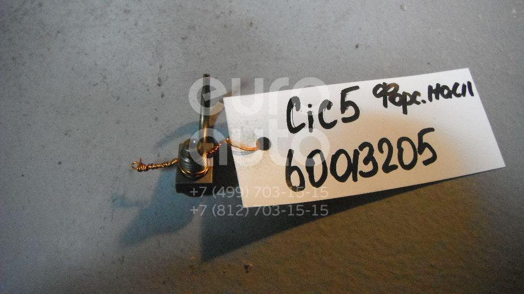 Форсунка масляная для Citroen,Peugeot C5 2008>;C4 II 2011>;RCZ 2010-2014;408 2012> - Фото №1