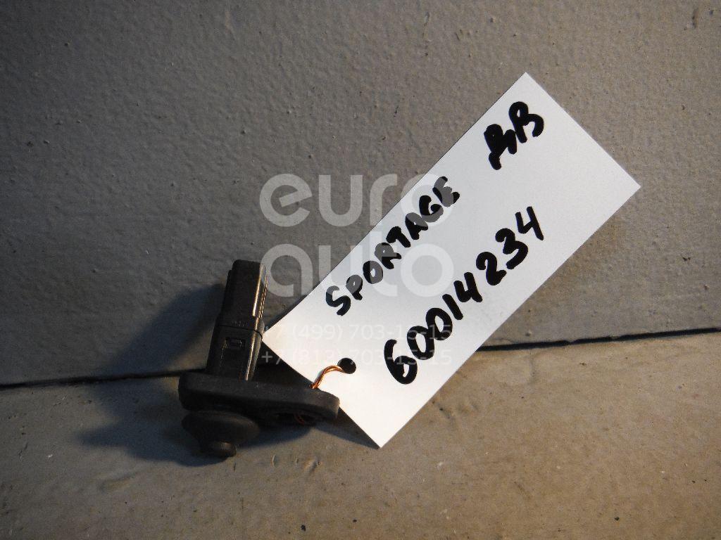 Выключатель концевой для Kia,Hyundai Sportage 2004-2010;Getz 2002-2010;Sonata IV (EF)/ Sonata Tagaz 2001-2012;Starex H1 1997-2007;Sonata V (NF) 2005-2010;Tucson 2004-2010;Picanto 2005-2011;Santa Fe (SM)/ Santa Fe Classic 2000-2012 - Фото №1