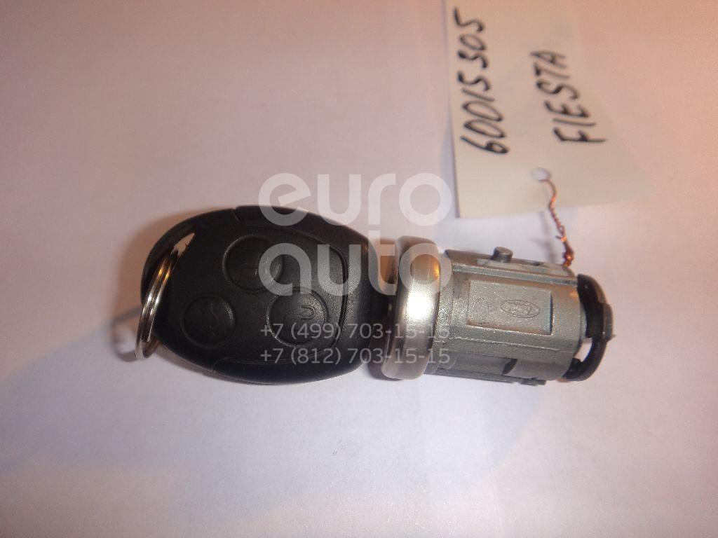 Вставка замка зажигания с ключом для Ford Fiesta 2001-2008 - Фото №1