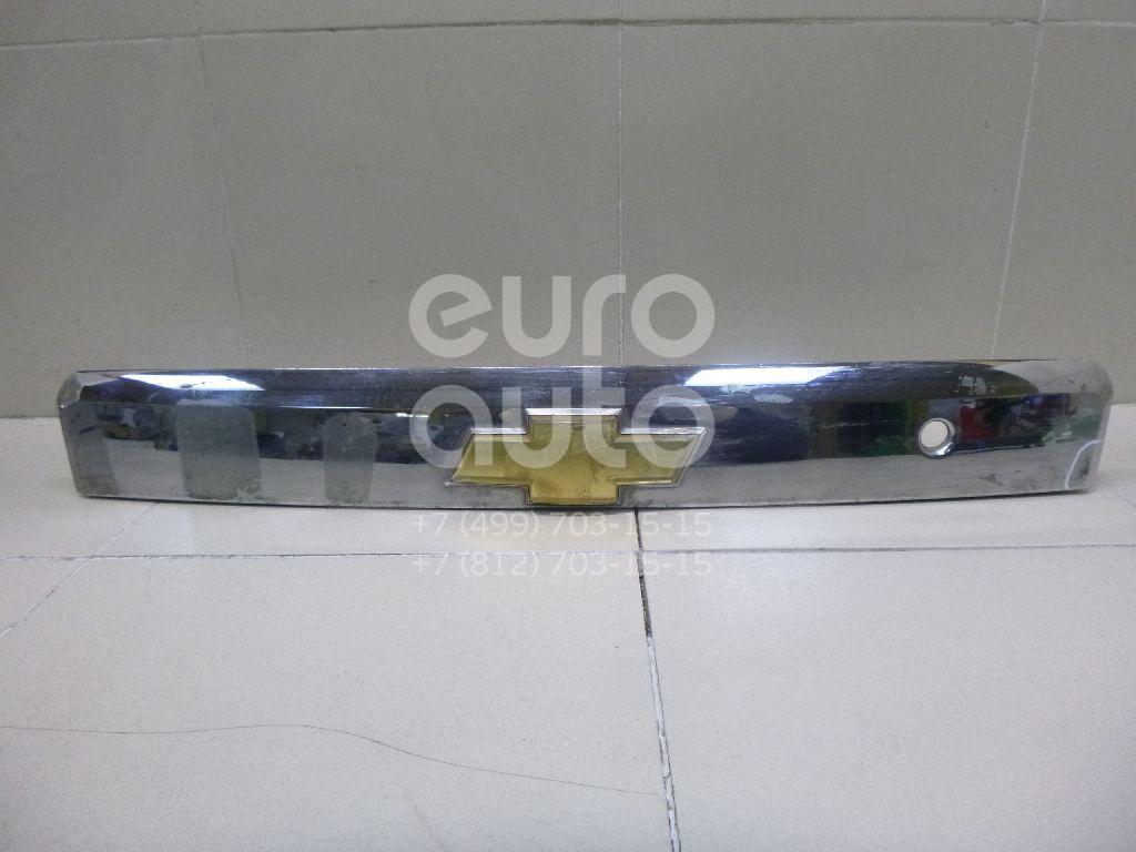 Накладка двери багажника для Chevrolet Captiva (C100) 2006-2010 - Фото №1