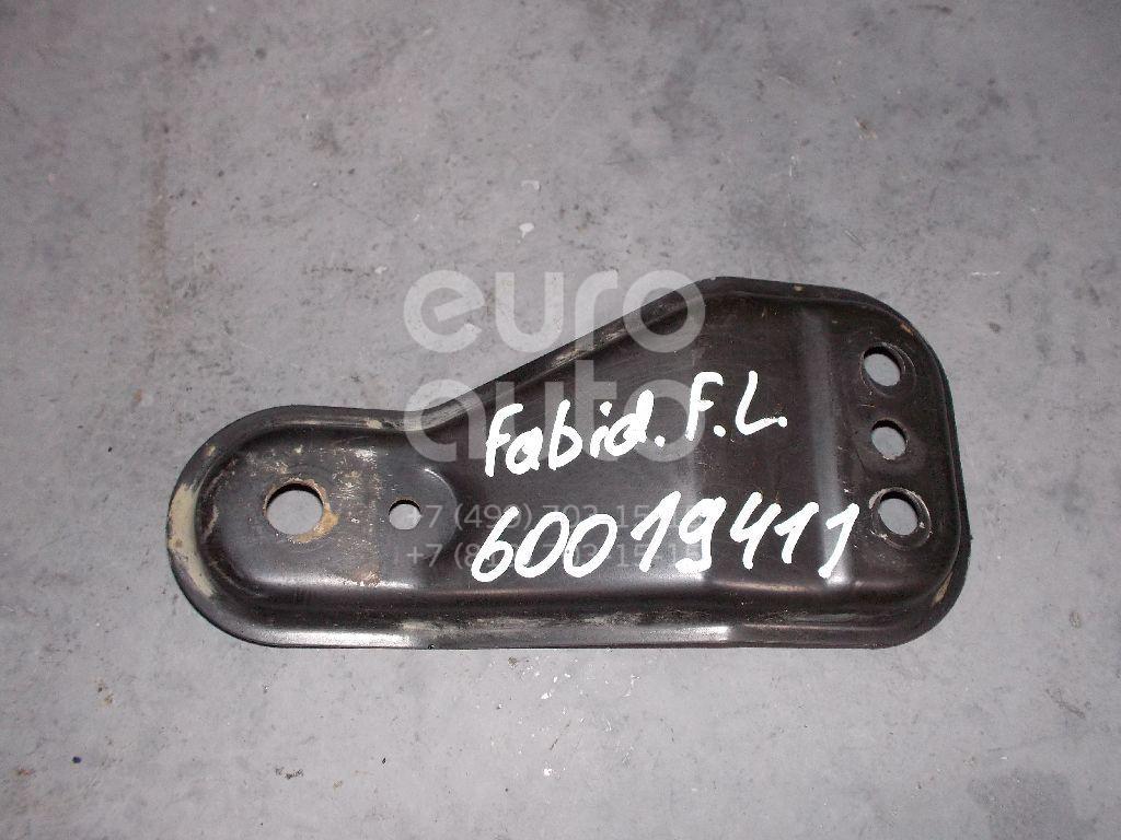 Кронштейн переднего рычага для Skoda,Audi,VW Fabia 2007-2015;A1 2010>;Polo (Sed RUS) 2011>;Rapid 2013> - Фото №1