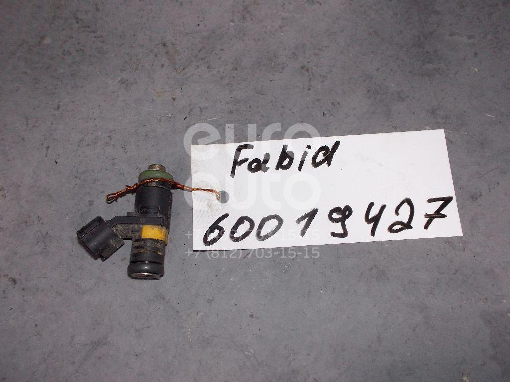 Форсунка инжекторная электрическая для Skoda,VW,Seat Fabia 2007-2015;Caddy III 2004-2016;Golf V Plus 2005-2014;Fabia 1999-2006;Polo 2001-2009;Golf V 2003-2009;Ibiza V 2008>;Octavia (A5 1Z-) 2004-2013;Roomster 2006-2015;Leon (1P1) 2005-2013;Altea 2004-2015 - Фото №1