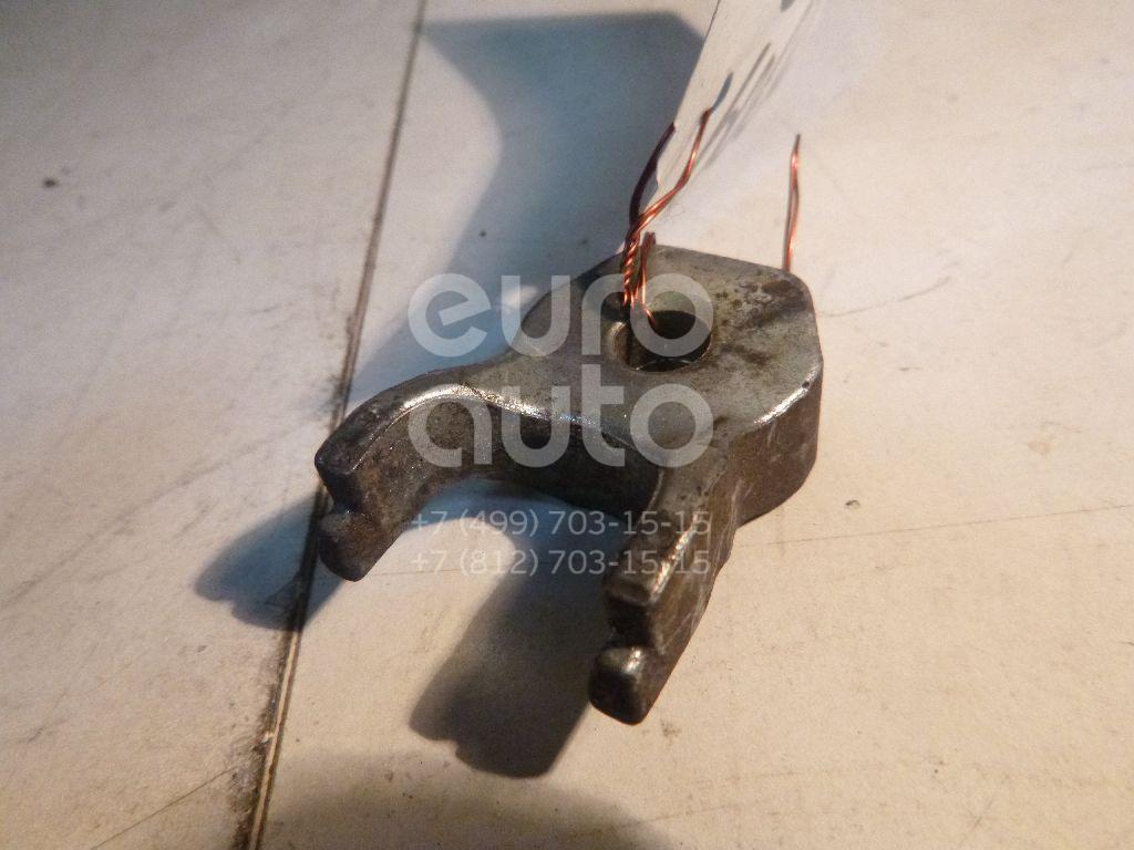 Кронштейн форсунки для Mazda CX 7 2007-2012;Mazda 6 (GG) 2002-2007;Mazda 3 (BK) 2002-2009;Mazda 3 (BL) 2009-2013;Mazda 5 (CW) 2010-2016 - Фото №1