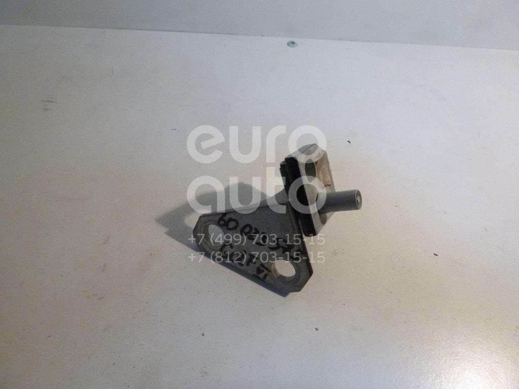Петля двери передней правой верхняя для VW Golf VI 2009-2012;Golf V Plus 2005-2014;Golf V 2003-2009;Jetta 2006-2011 - Фото №1