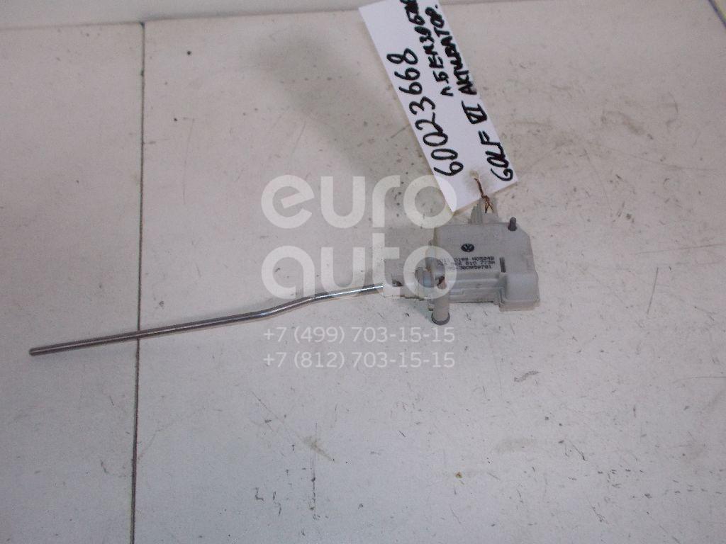 Активатор замка крышки бензобака для VW Golf VI 2009-2012 - Фото №1
