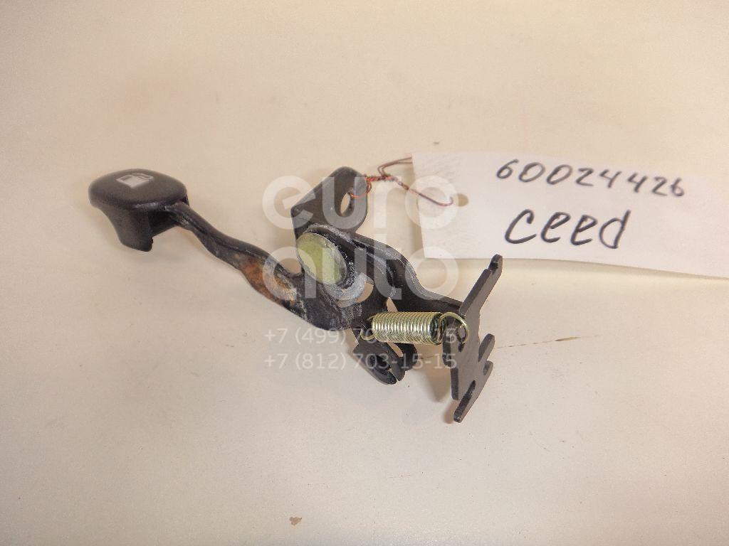 Ручка открывания лючка бензобака для Kia,Hyundai Ceed 2007-2012;Elantra 2006-2011;i30 2007-2012;Soul 2009-2014;ix35/Tucson 2010-2015;Sportage 2010-2015;RIO 2011-2017;Picanto 2011>;Soul 2014>;Carens 2013> - Фото №1