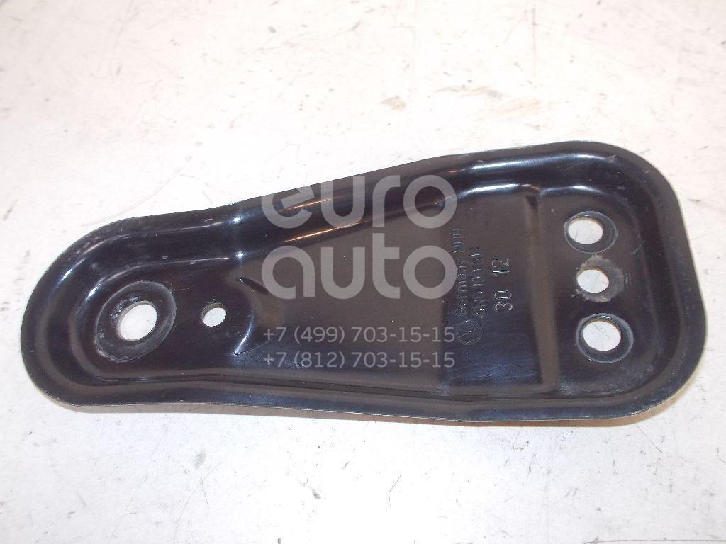Кронштейн переднего рычага для Skoda,Seat,VW,Audi Fabia 2007-2015;Ibiza V 2008>;Roomster 2006-2015;Polo (HB) 2009>;A1 2010>;Polo (Sed RUS) 2011>;Rapid 2013>;Fabia 2015> - Фото №1