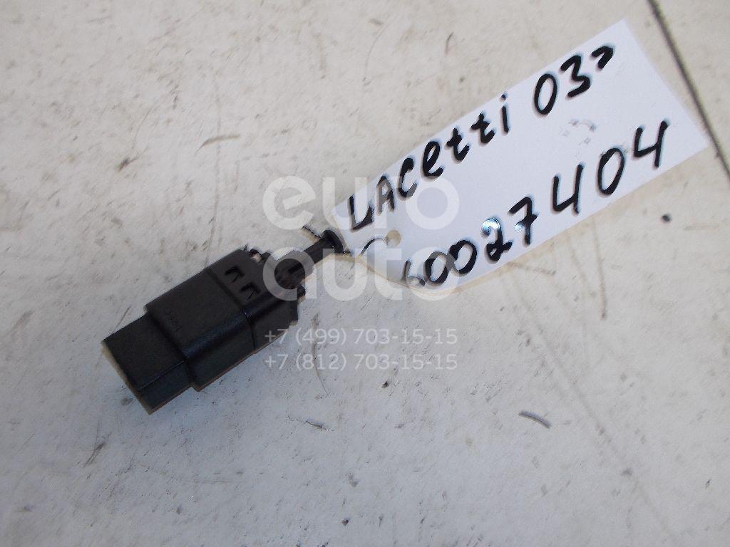 Датчик включения стопсигнала для Chevrolet,Daewoo Lacetti 2003-2013;Matiz 1998-2015;Aveo (T200) 2003-2008;Evanda 2004-2006;Spark 2005-2011;Rezzo 2005-2010;Epica 2006-2012;Rezzo 2000-2011;Aveo (T250) 2005-2011;Spark 2011-2015 - Фото №1