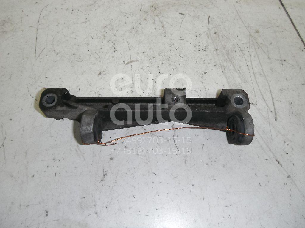 Кронштейн (сопут. товар) для VW,Audi,Skoda,Seat Golf VI 2009-2013;A3 (8L1) 1996-2003;Octavia (A4 1U-) 2000-2011;Toledo II 1999-2006;Golf IV/Bora 1997-2005;Cordoba 1999-2002;Jetta 2006-2011 - Фото №1
