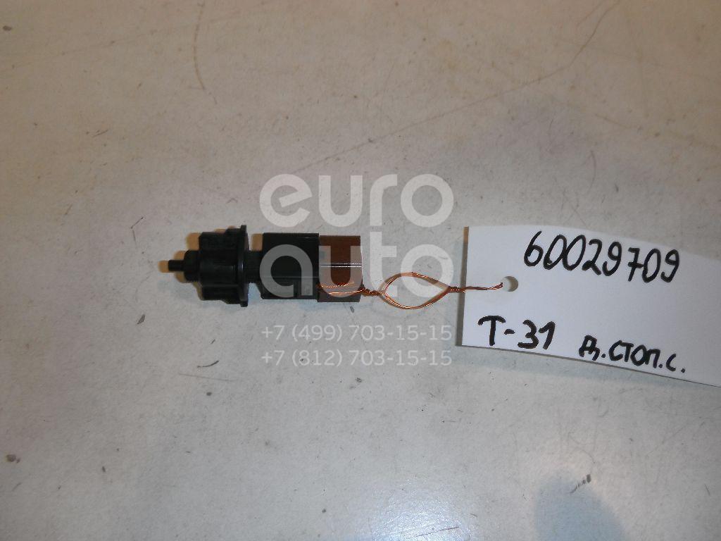 Выключатель концевой для Nissan,Infiniti X-Trail (T31) 2007-2014;Murano (Z50) 2004-2008;Pathfinder (R51) 2005-2014;Teana J31 2006-2008;Primera P12E 2002-2007;X-Trail (T30) 2001-2006;Navara (D40) 2005-2015;QX56 (JA60) 2004-2009 - Фото №1