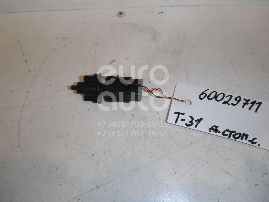 Выключатель концевой для Nissan,Infiniti X-Trail (T31) 2007-2014;Murano (Z50) 2004-2008;Pathfinder (R51) 2005-2014;Teana J31 2006-2008;Primera P12E 2002-2007;X-Trail (T30) 2001-2006;Navara (D40) 2005-2015;QX56 (JA60) 2004-2009 - Фото №1