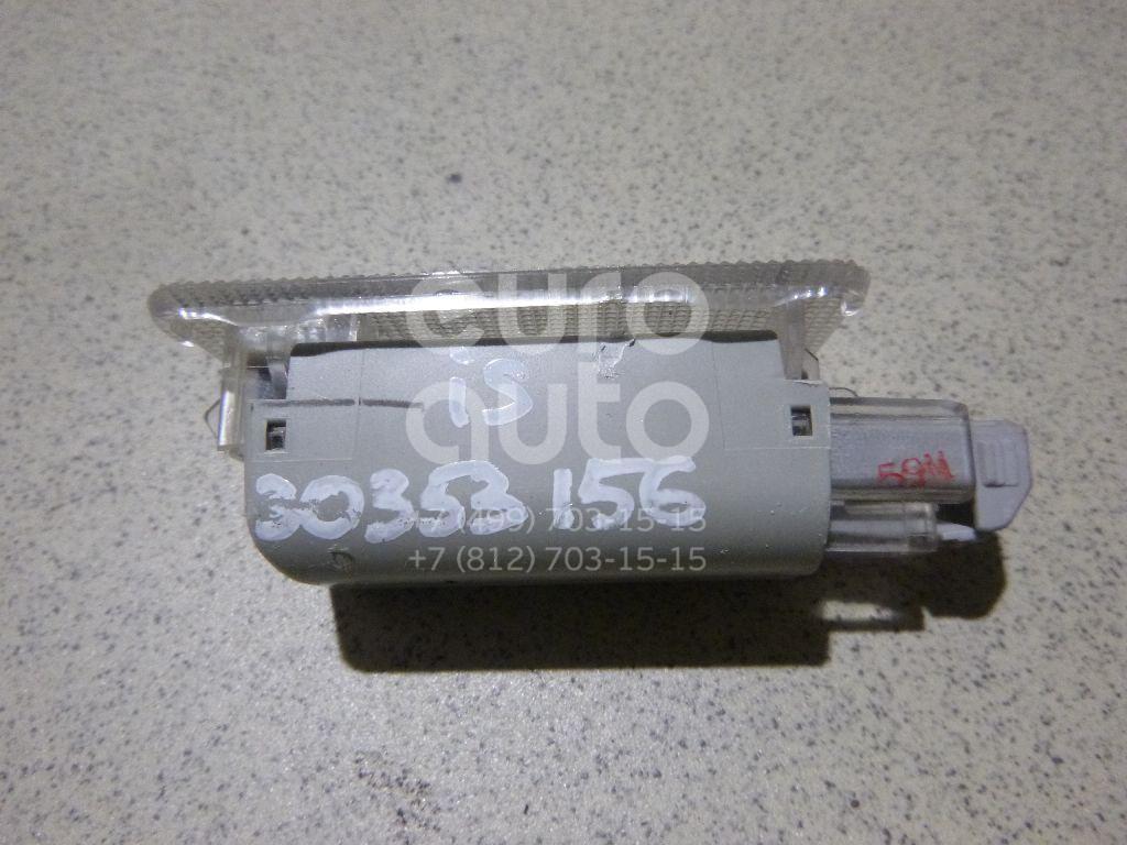 Плафон салонный для Lexus,Toyota IS 250/350 2005-2013;RX 300/330/350/400h 2003-2009;RAV 4 2006-2013;GS 300/400/430 2005-2011;RX 350/450H 2009-2015;Verso 2009>;Prius 2003-2009;LX 570 2007>;Prius 2009-2015;CT 200H 2011>;RAV 4 2013> - Фото №1