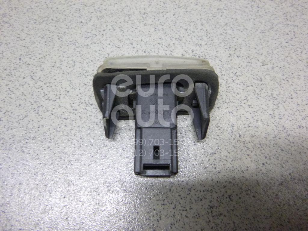 Фонарь подсветки номера для Citroen,Peugeot Xsara 2000-2005;C5 2005-2008;Xsara 1997-2000;306 1993-2003;406 1995-1999;407 2004-2010;207 2006-2013;307 2001-2007;406 1999-2004;206 1998-2012;Xsara Picasso 1999-2010;C3 2002-2009;C5 2001-2005 - Фото №1