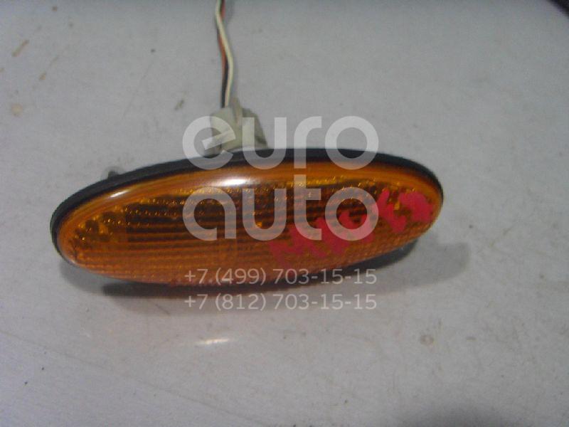 Повторитель на крыло желтый для Ford Maverick 2001-2007 - Фото №1