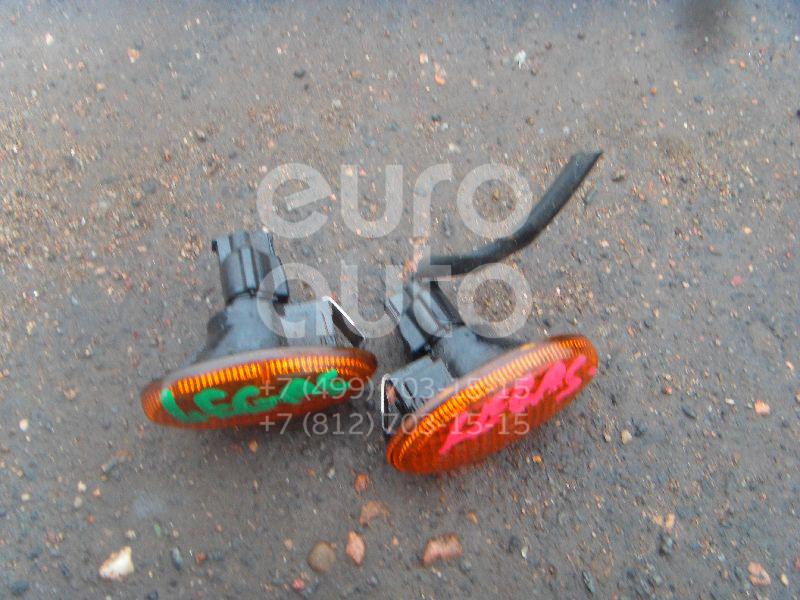 Повторитель на крыло желтый для Subaru Legacy Outback (B12) 1998-2003 - Фото №1