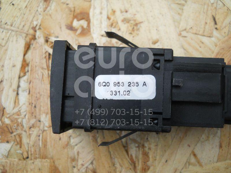 Кнопка аварийной сигнализации для VW Polo 2001-2009 - Фото №1