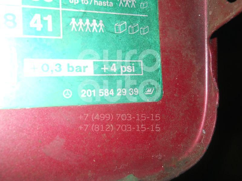 Лючок бензобака для Mercedes Benz W202 1993-2000 - Фото №1