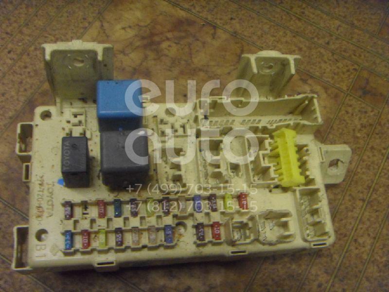 Блок предохранителей для Toyota Avensis II 2003-2008 - Фото №1