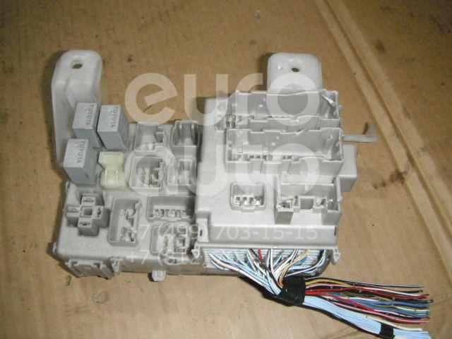 Блок предохранителей для Toyota Corolla E12 2001-2007 - Фото №1