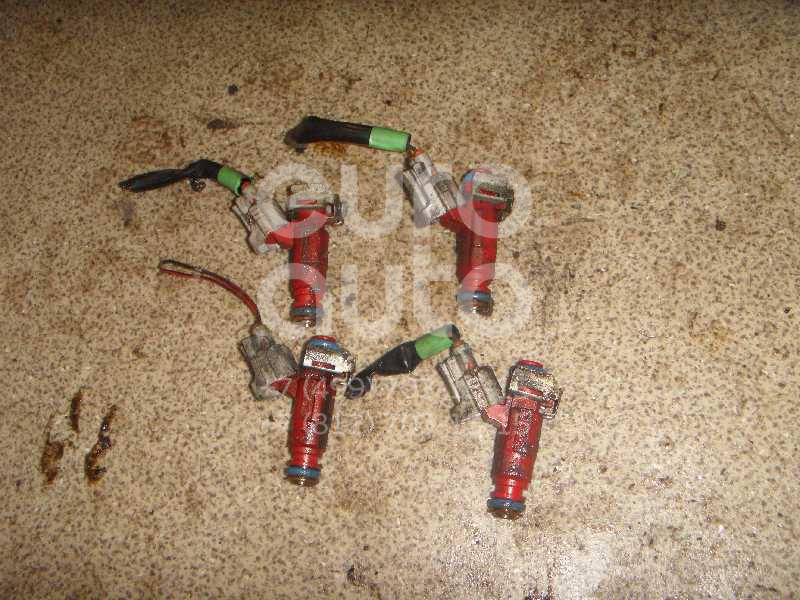 Форсунка инжекторная электрическая для Nissan Almera N16 2000-2006;Primera WP11E 1998-2001;Primera P11E 1996-2002;Almera Tino 2000-2006;Primera P12E 2002-2007 - Фото №1