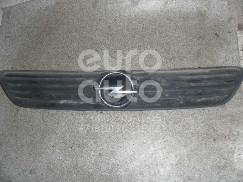 Решетка радиатора для Opel Astra G 1998-2005 - Фото №1