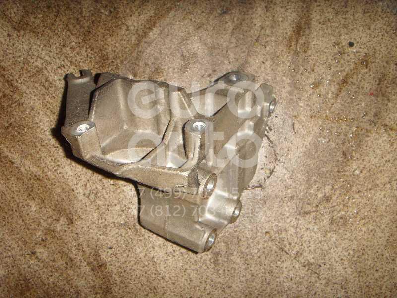 Кронштейн генератора для Ford,Mazda,Ford America Focus I 1998-2005;Maverick 2001-2006;Mondeo I 1993-1996;Mondeo II 1996-2000;Tribute (EP) 2000-2007;Transit/Tourneo Connect 2002-2013;Escape 2001-2006;Cougar 1998-2001 - Фото №1