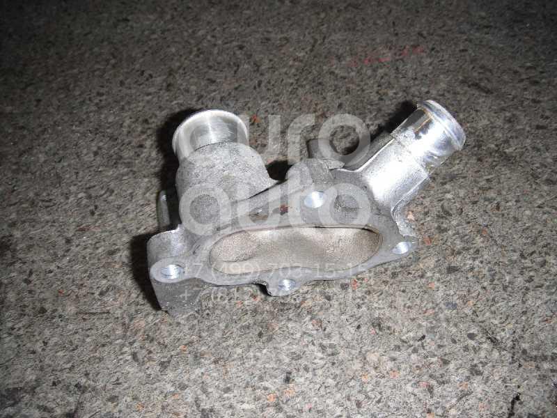 Фланец двигателя системы охлаждения для Ford Focus I 1998-2005;Focus II 2005-2008;Fiesta 1995-2001;Puma 1997-2002;Fusion 2002-2012;C-MAX 2003-2010;Fiesta 2001-2008;Mondeo IV 2007-2015;Focus II 2008-2011;Fiesta 2008>;Focus III 2011>;C-MAX 2010> - Фото №1