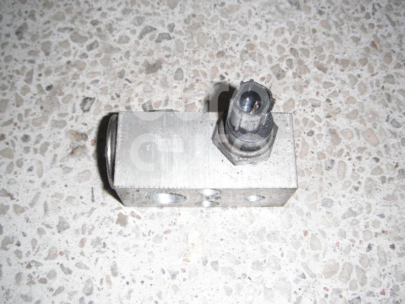 Клапан кондиционера для Chrysler Neon 1999-2005 - Фото №1