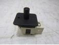 Выключатель концевой W210 E-Klasse 2000-2002;A140/160 W168 1997-2004;W202 1993-2000;W220 1998-2005;W203 2000-2006;W211 E-Klasse 2002-2009;A140/160 W169 2004-2012 Выключатель концевой W210 E-Klasse 2000-2002;A140/160 W168 1997-2004;W202 1993-2000;W220 1998-2005;W203 2000-2006;W211 E-Klasse 2002-2009;A140/160 W169 2004-2012