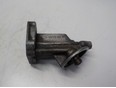 Кронштейн масляного фильтра W201 1982-1993;W124 1984-1993 Кронштейн масляного фильтра W201 1982-1993;W124 1984-1993