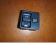 Кнопка люка для Honda Accord VI 1998-2002;Civic (MA, MB 5HB) 1995-2001;Accord V 1993-1996;Accord V 1996-1998